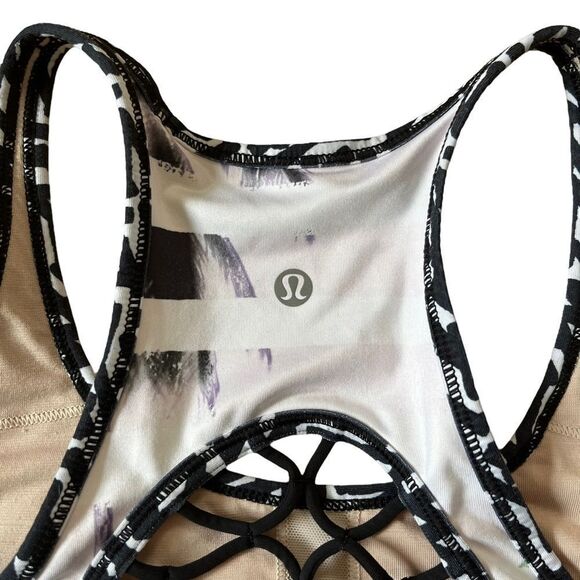 Lululemon Sweaty Or Not Bra Size 8 - Picture 4 of 7